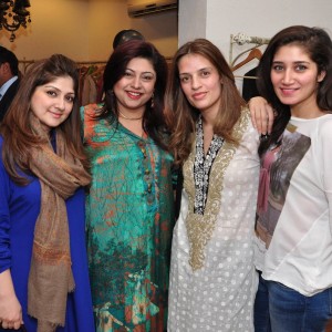  - Uzma-Abbasi-Maliha-Shaikh-Zahra-Abbas-Meher-Bano-Qureshi-300x300